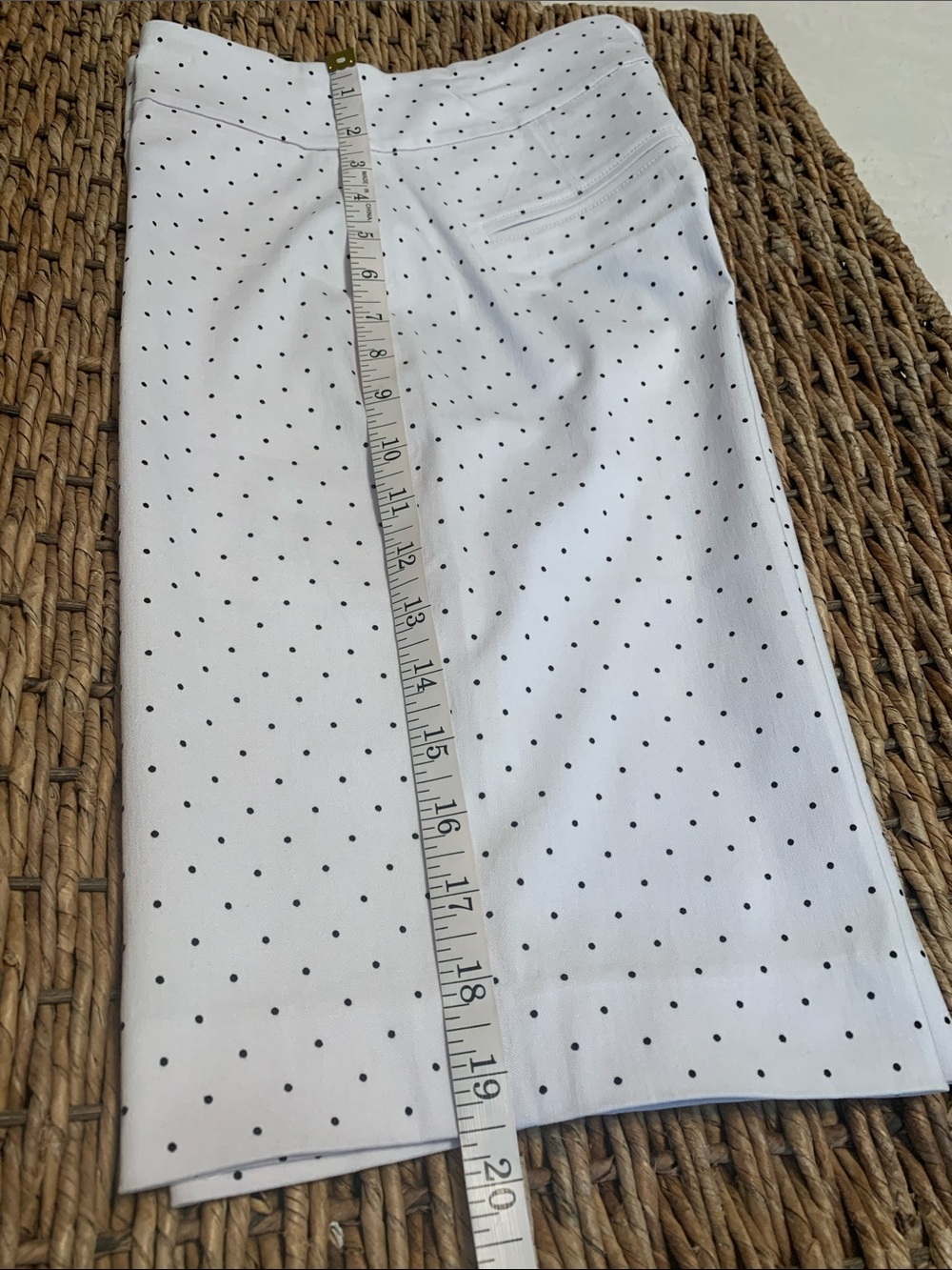 Capris  4 - Picture 11 of 11